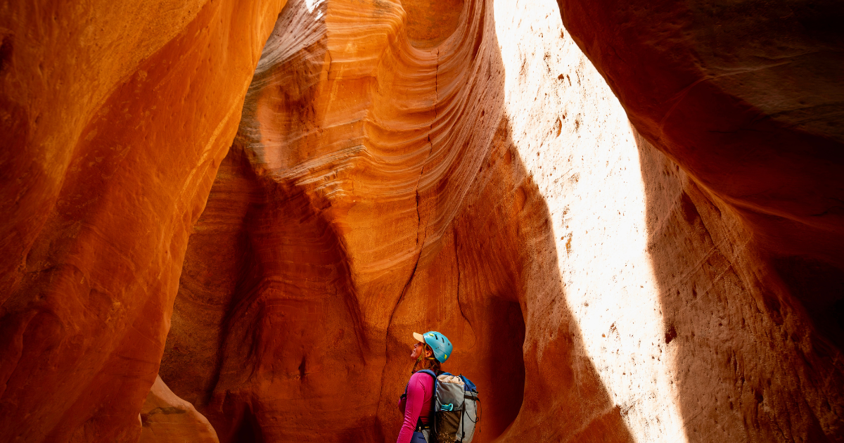 Kayaking at a glacier with Happy Puffin Tours